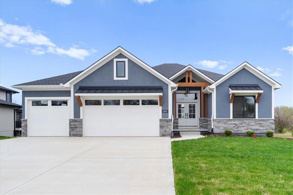 2805 SW Heartland Road, Lee's Summit, MO