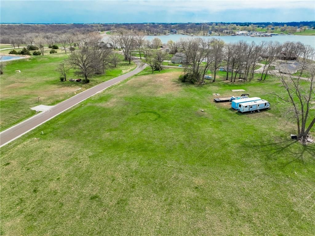 Lots #2250 & #2 Lake Viking Terrace — photo 2
