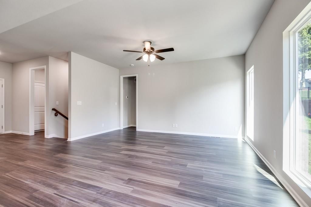 2207 Crestview Place — photo 7