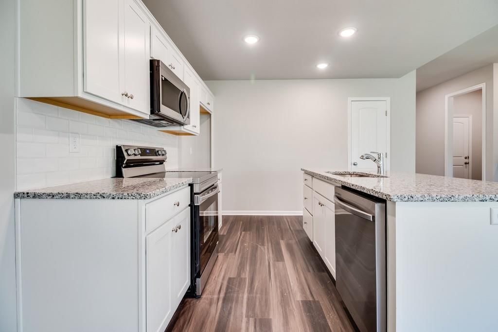 2207 Crestview Place — photo 10