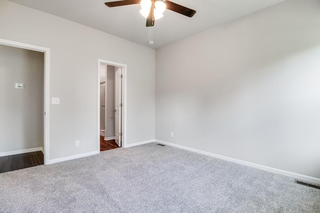 2207 Crestview Place — photo 14