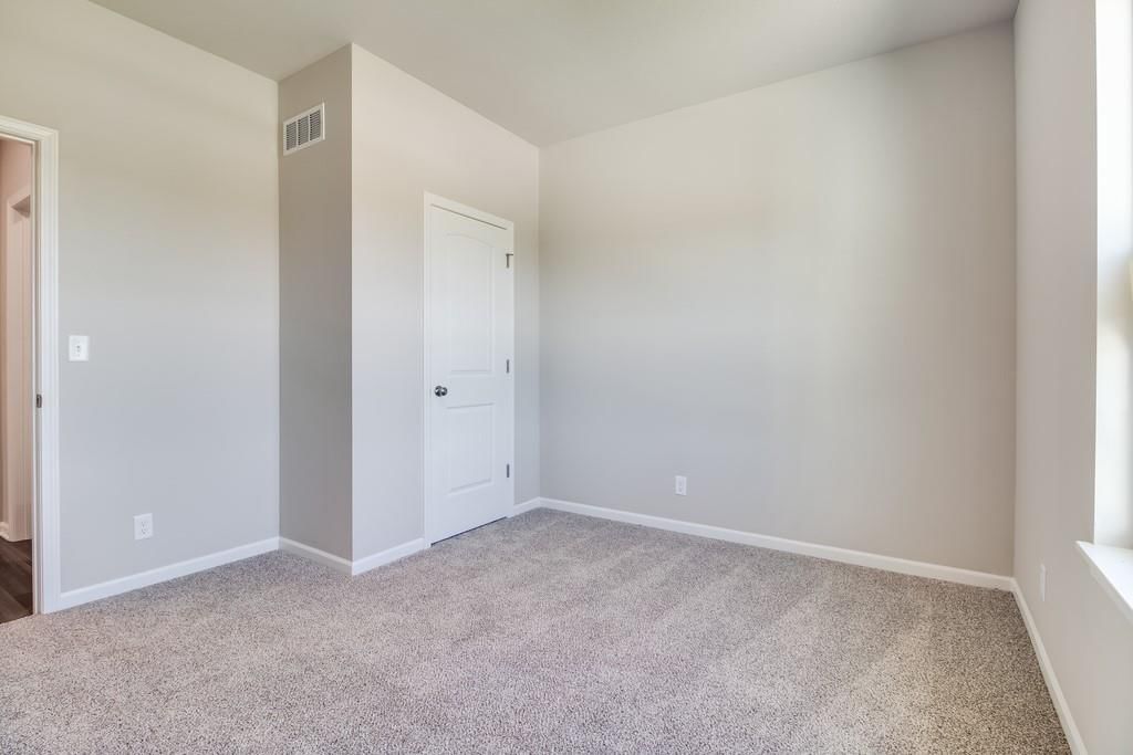 2207 Crestview Place — photo 19
