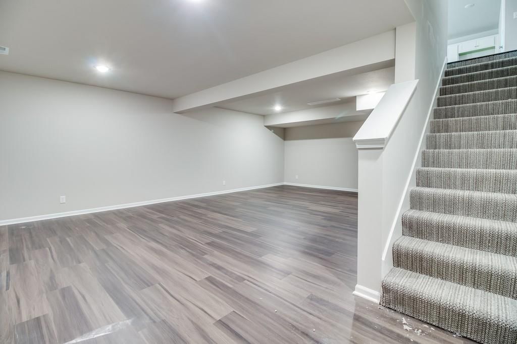 2207 Crestview Place — photo 22