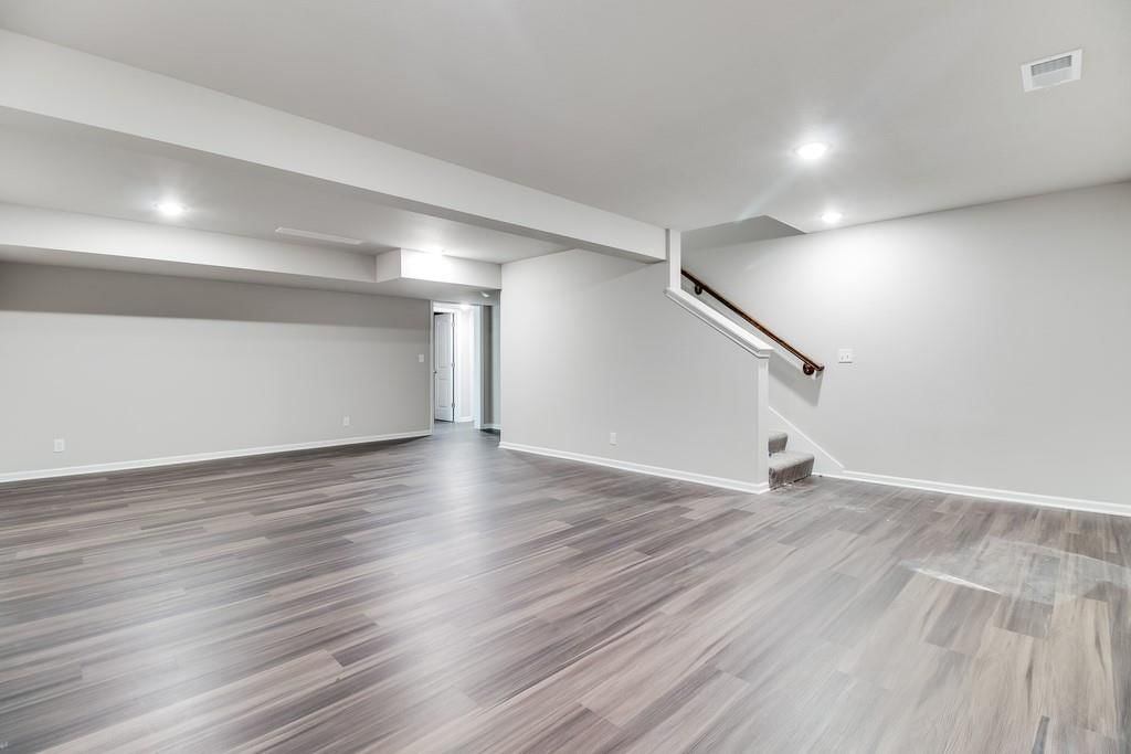 2207 Crestview Place — photo 23