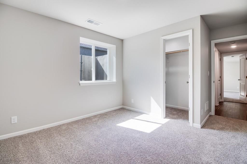 2207 Crestview Place — photo 27