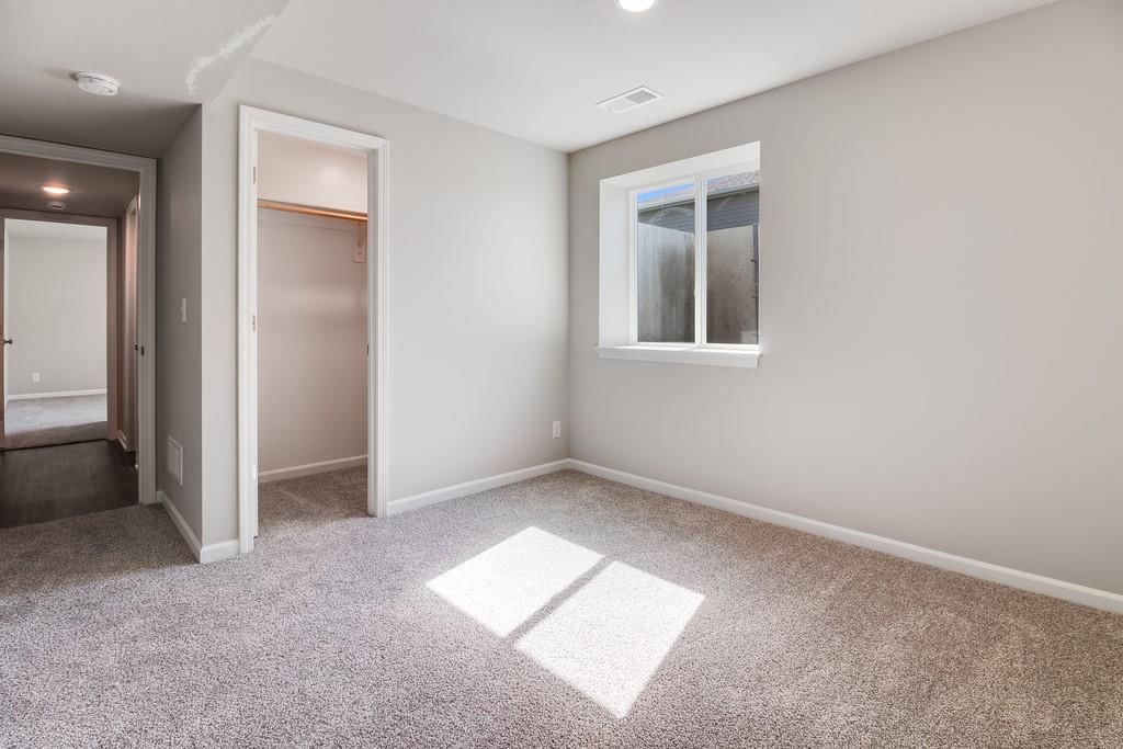 2207 Crestview Place — photo 31
