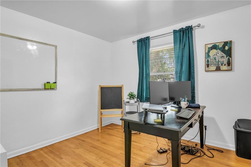 11303 Kensington Avenue — photo 18
