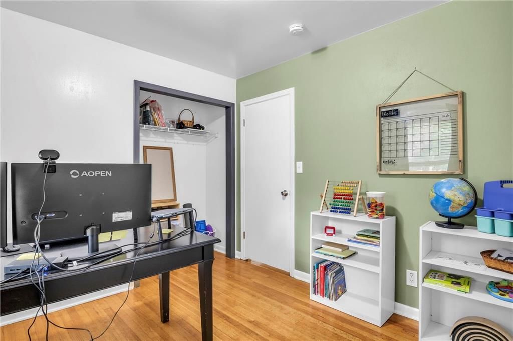 11303 Kensington Avenue — photo 19
