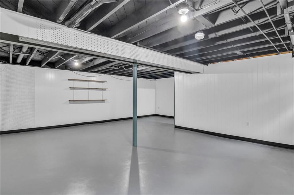 11303 Kensington Avenue — photo 26