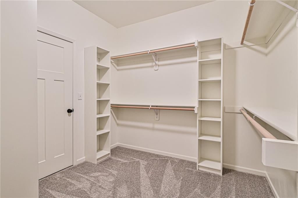 913 NW Crestwood Drive — photo 29