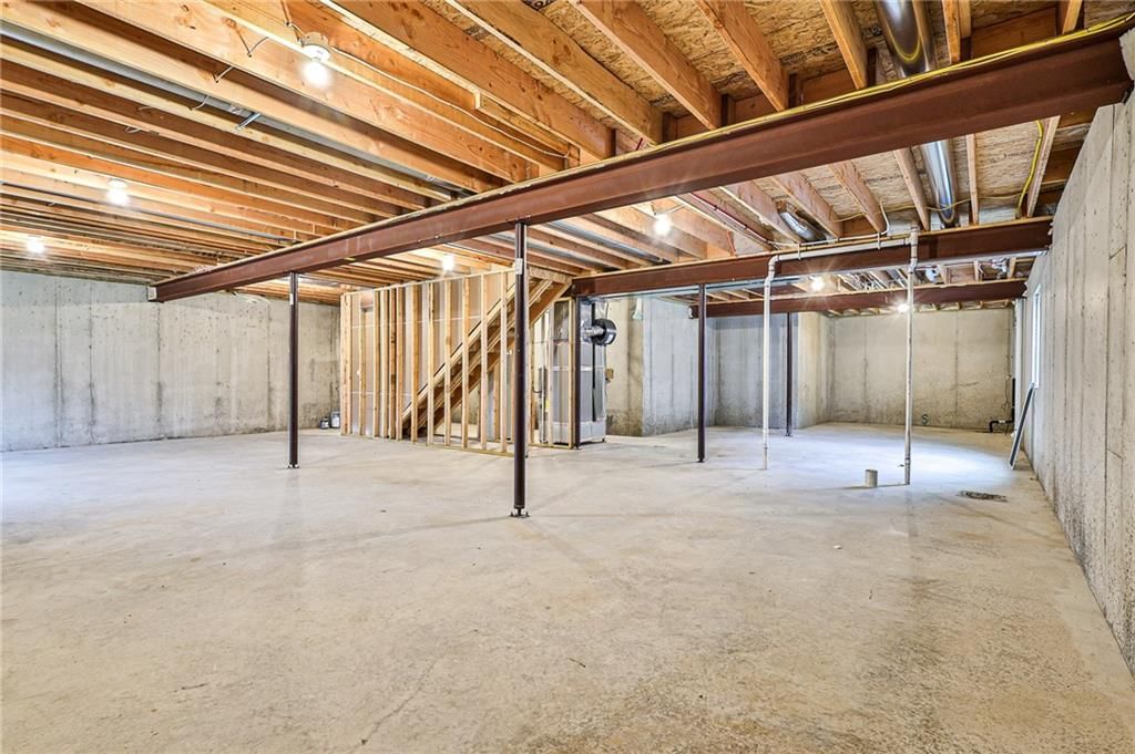 913 NW Crestwood Drive — photo 32