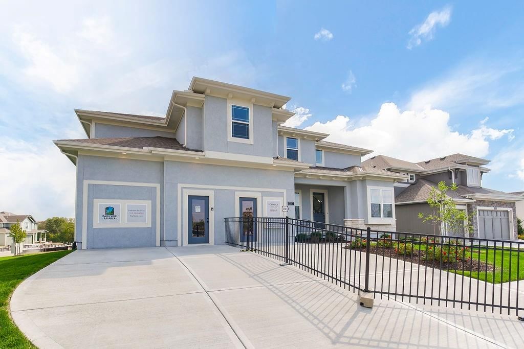 15517 W 168th Terrace — photo 47