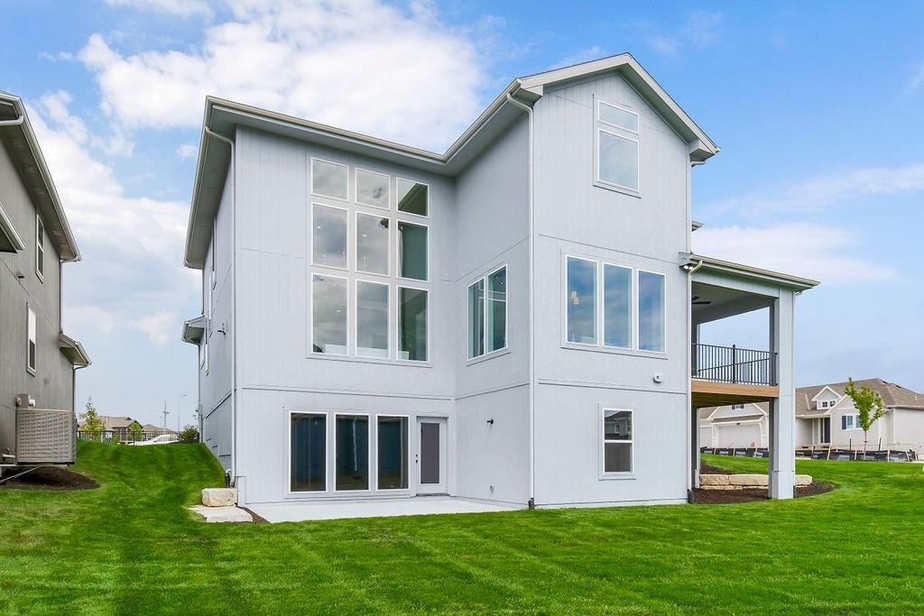 15517 W 168th Terrace — photo 49