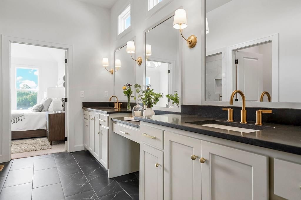 15561 W 168th Terrace — photo 29