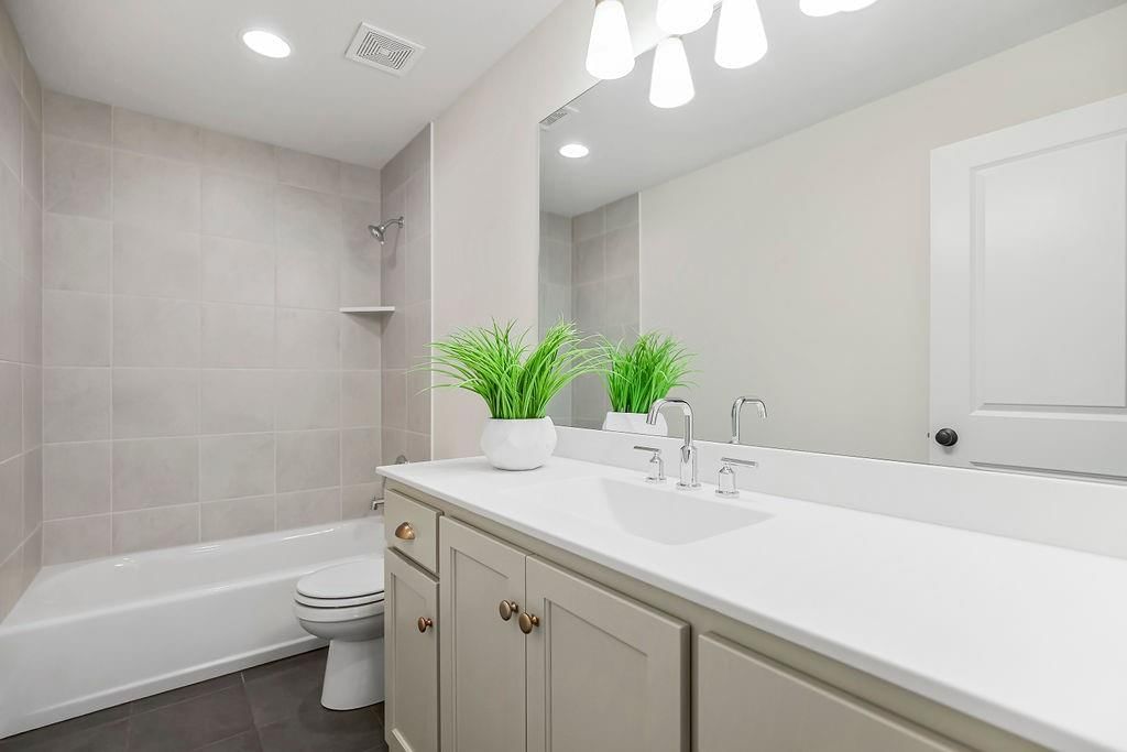 15561 W 168th Terrace — photo 41