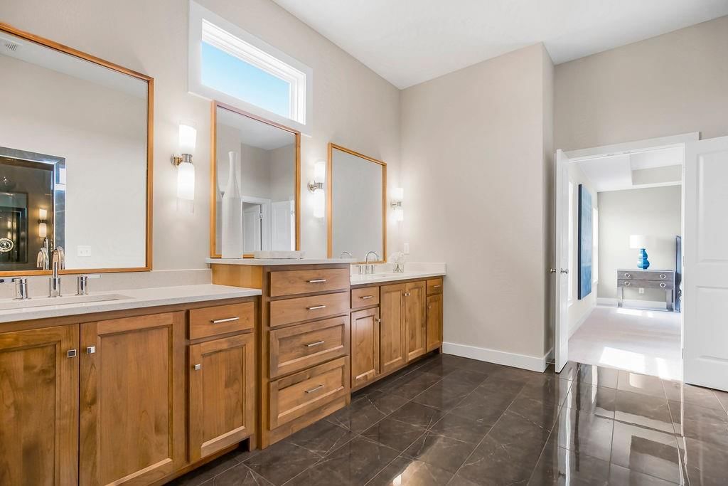 15583 W 168th Terrace — photo 33