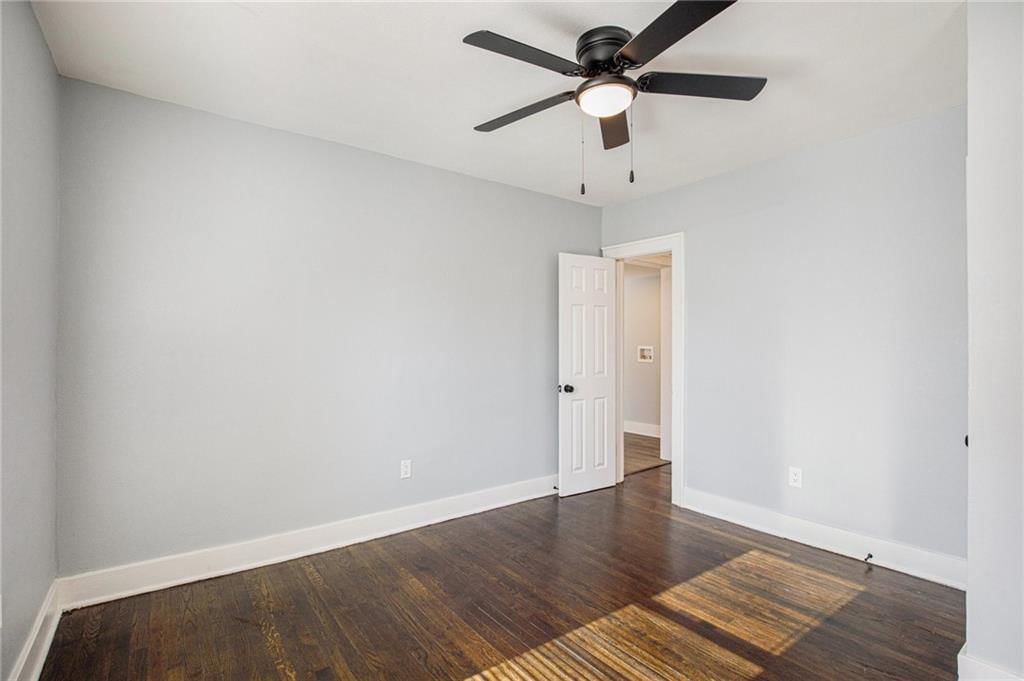 110 S Neconi Avenue — photo 24