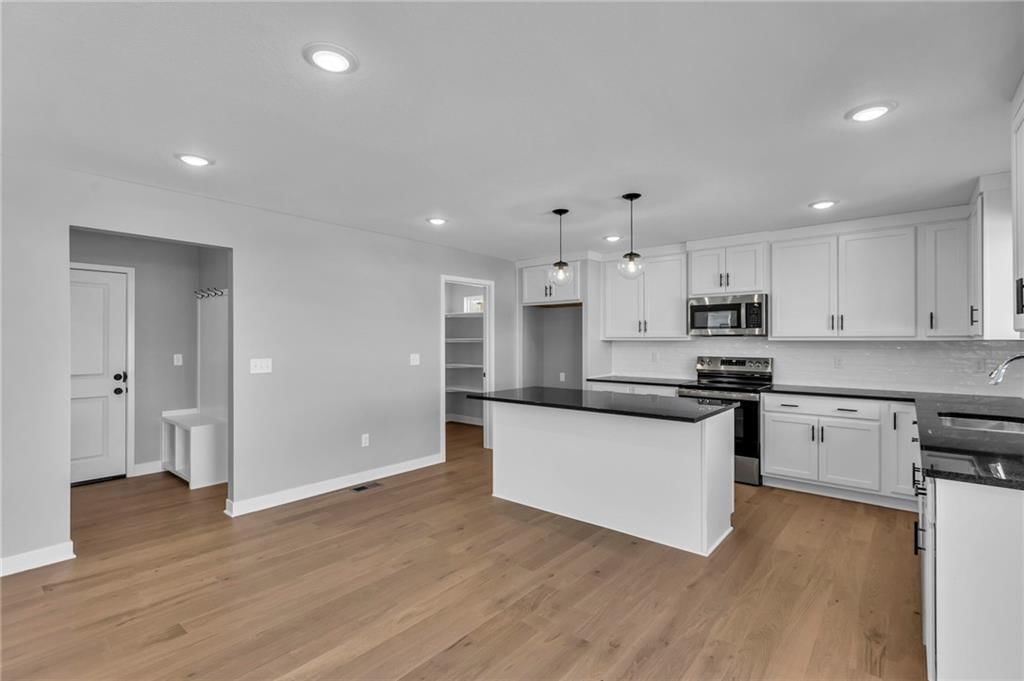 17713 Houston Street — photo 22