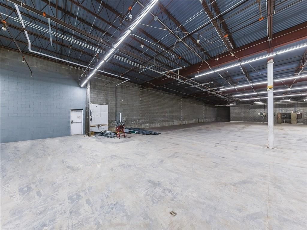 2300 Mitchell Avenue — photo 8