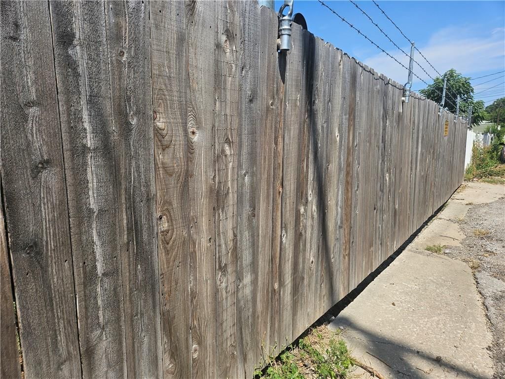 1421 Minnesota Avenue — photo 25