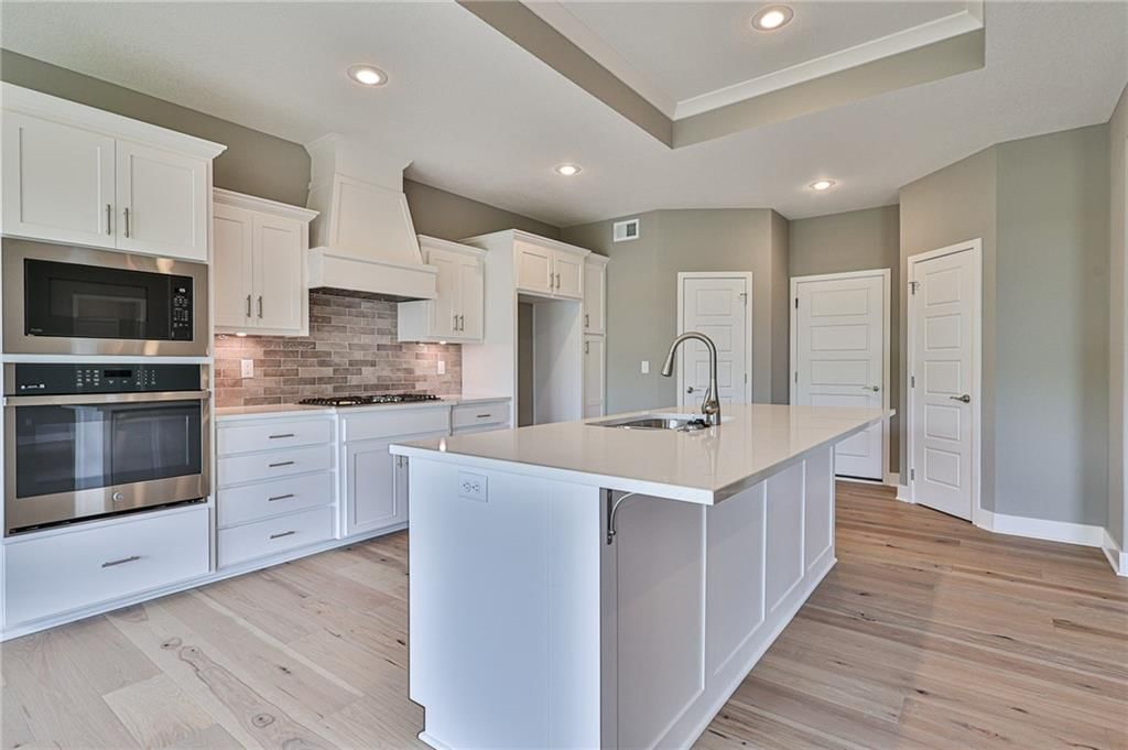 10135 N Winchester Avenue — photo 10