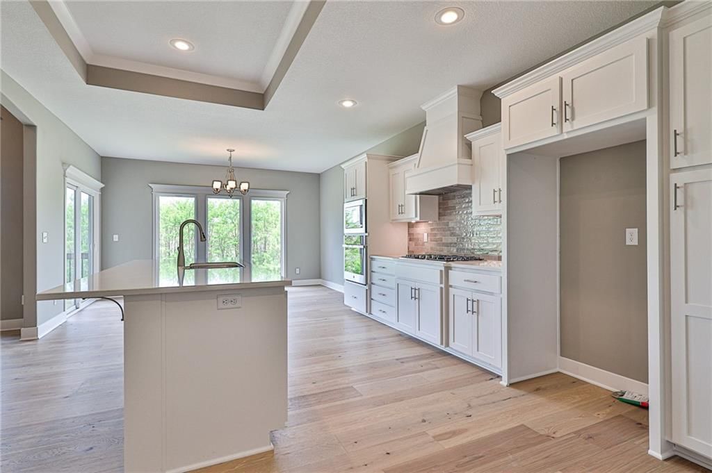 10135 N Winchester Avenue — photo 17