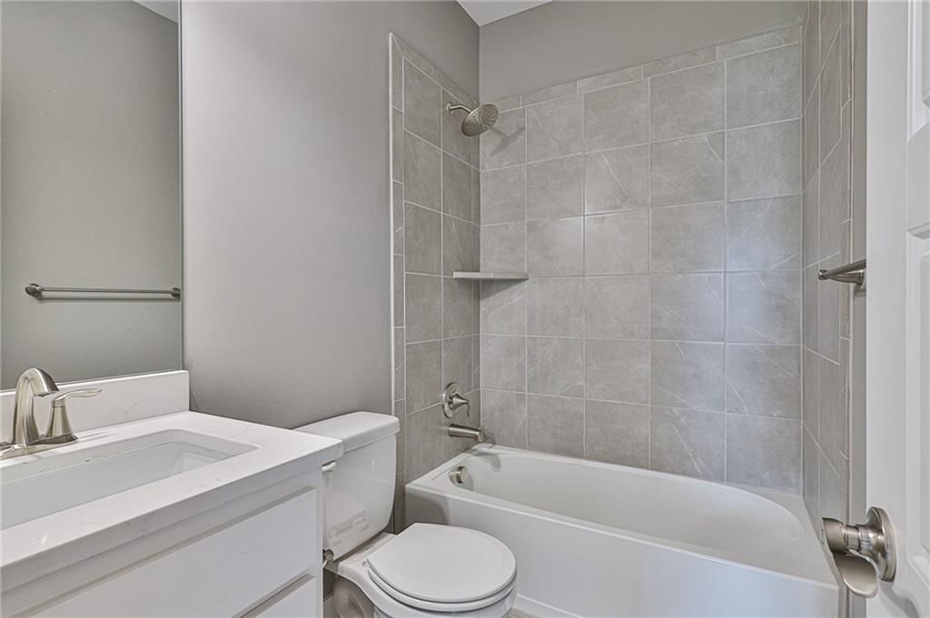 10135 N Winchester Avenue — photo 32