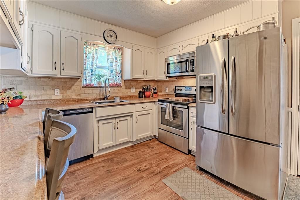 2931 N 74th Street — photo 12