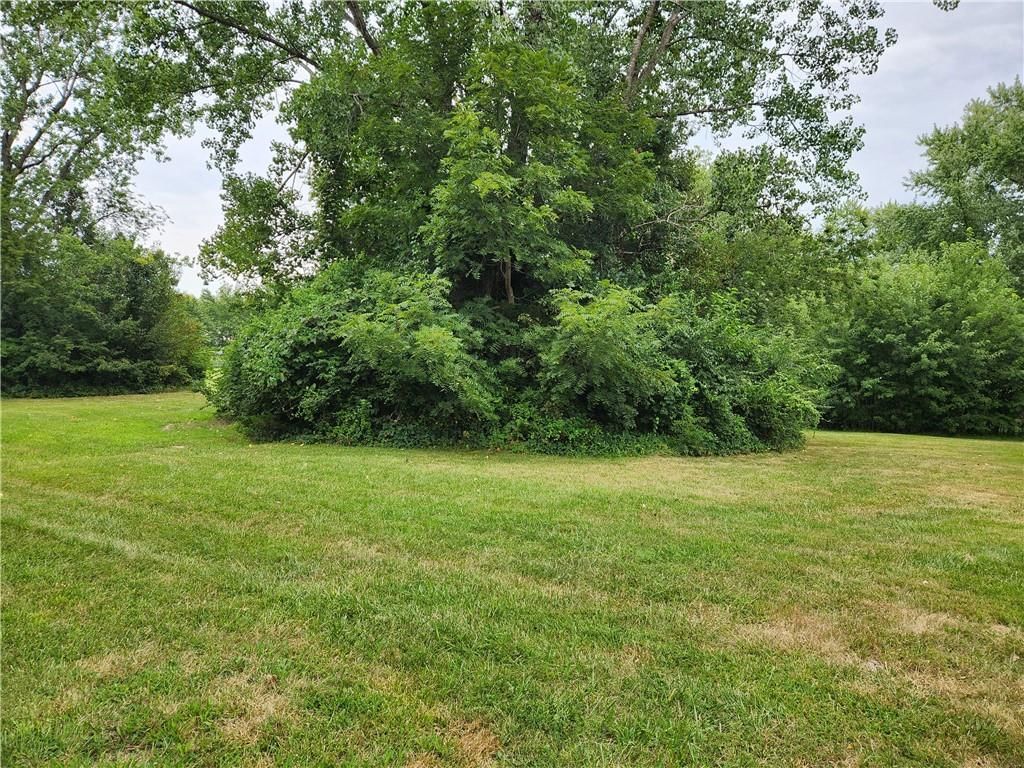 000 Miller Drive — photo 8