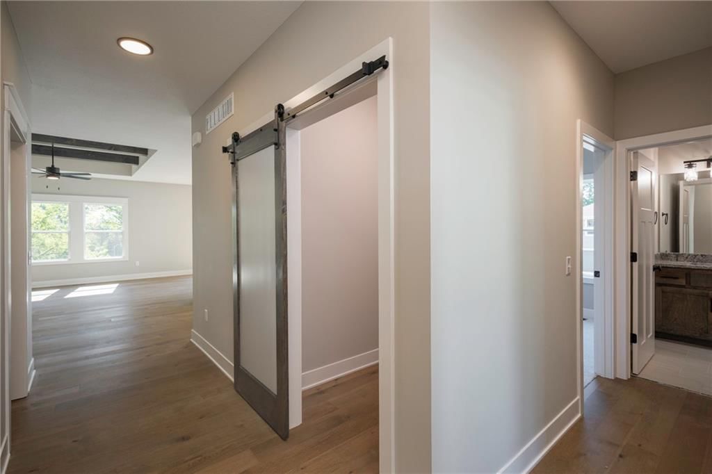 602 Madison Street — photo 5