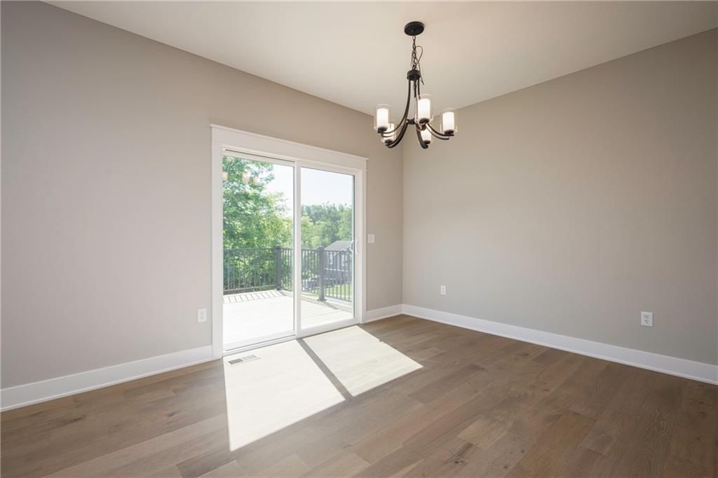 602 Madison Street — photo 11