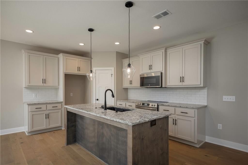 602 Madison Street — photo 12