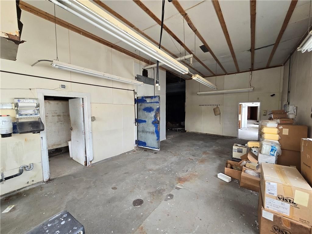 100 N County Road — photo 13