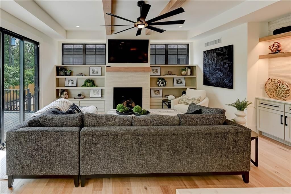 2207 W 71st Street — photo 22