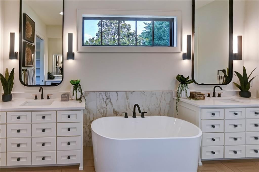 2207 W 71st Street — photo 42