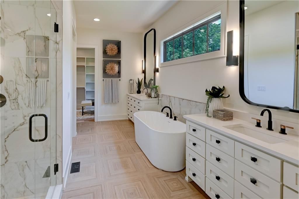 2207 W 71st Street — photo 43