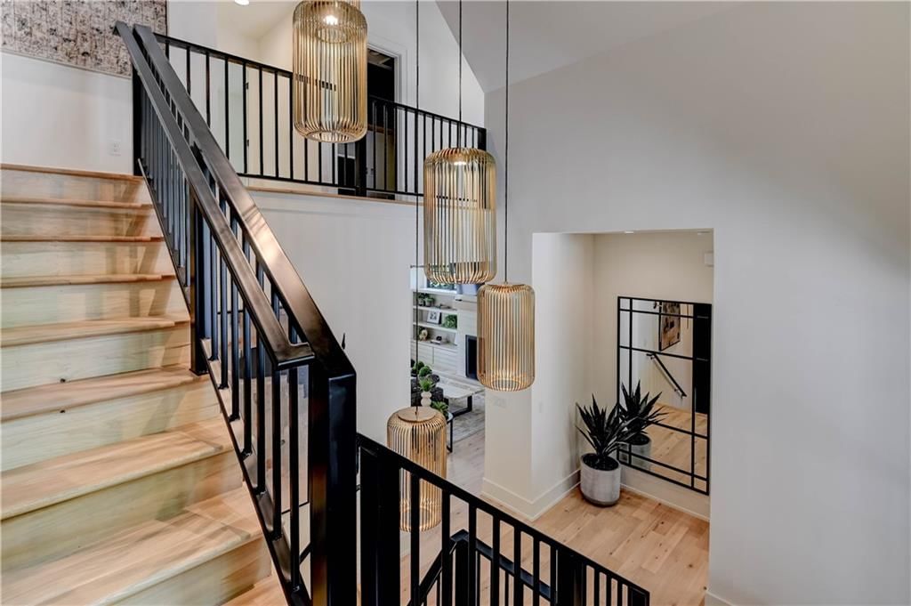 2207 W 71st Street — photo 57
