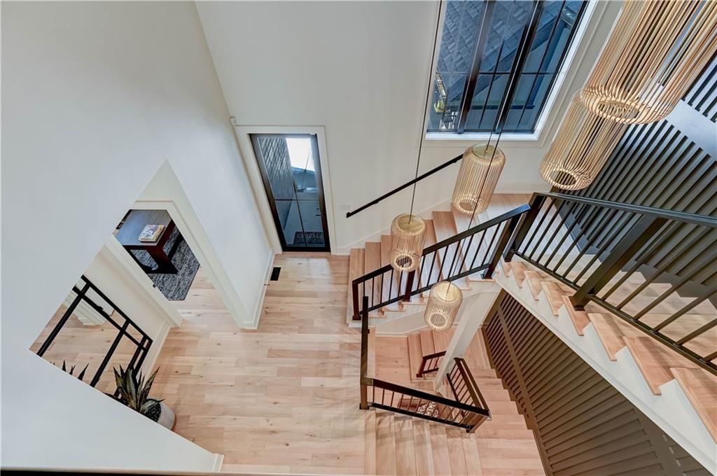 2207 W 71st Street — photo 60