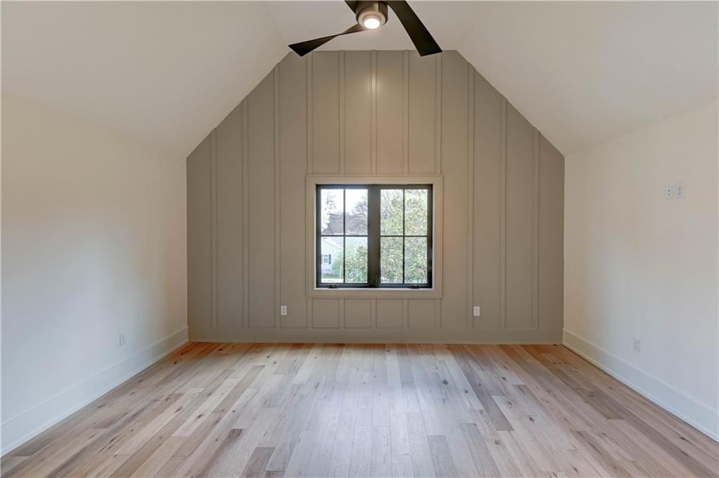 2207 W 71st Street — photo 82