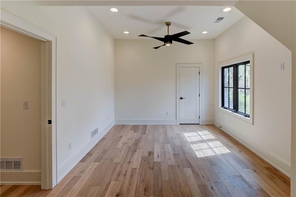 2207 W 71st Street — photo 85
