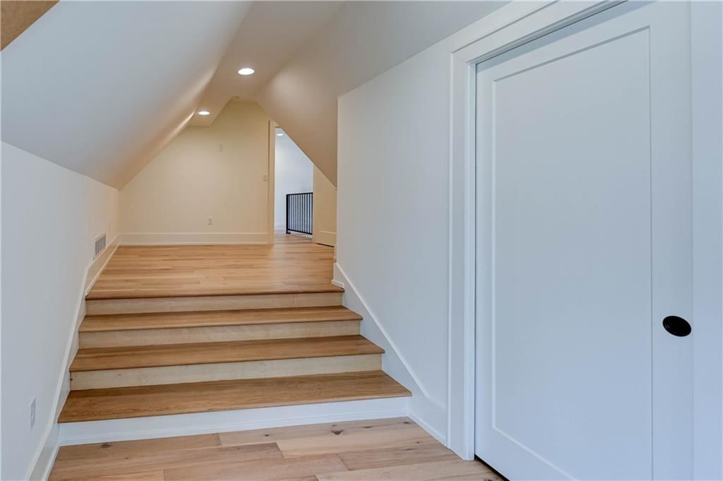 2207 W 71st Street — photo 91