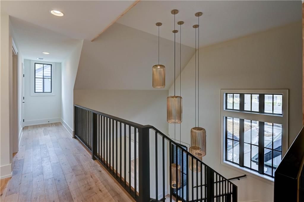 2207 W 71st Street — photo 93