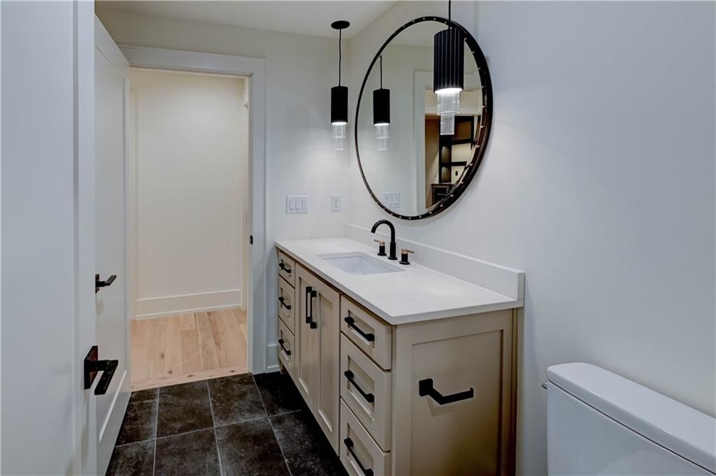 2207 W 71st Street — photo 98