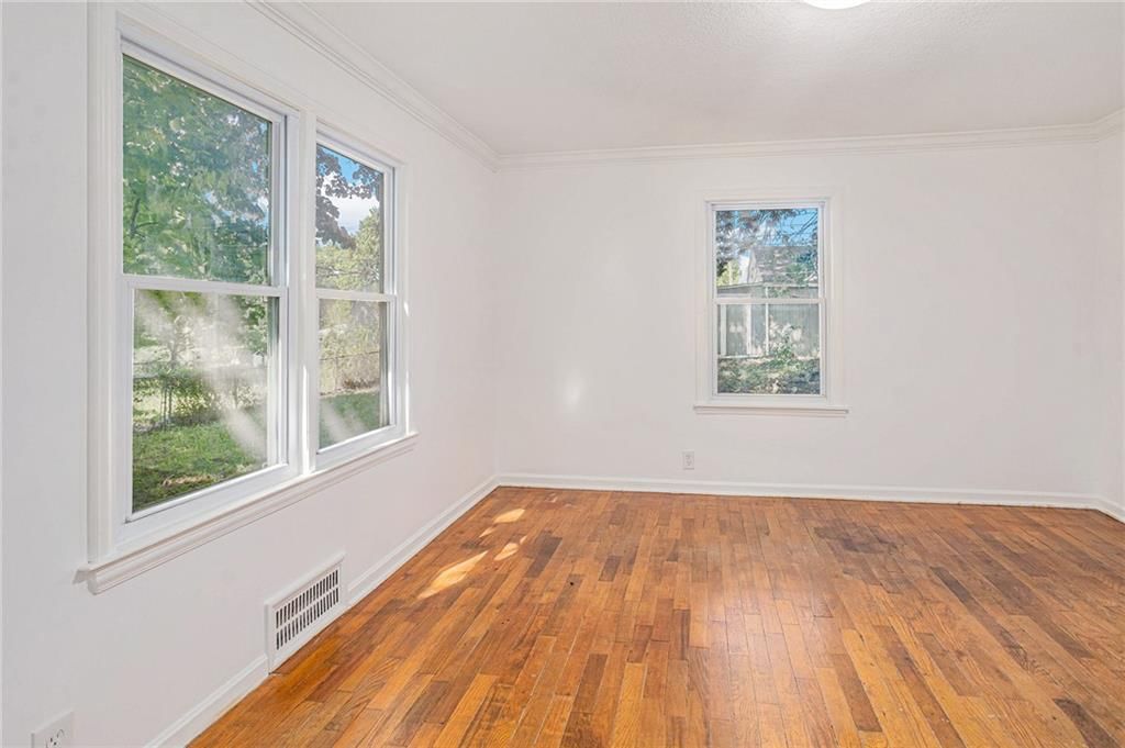 2300 S 38th Street — photo 12
