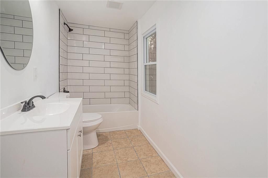 2300 S 38th Street — photo 13