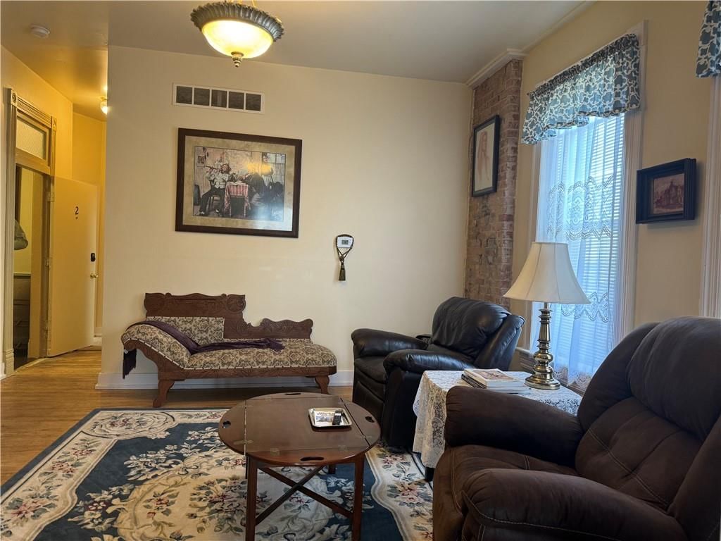 Photo 12 of 59 - 202 S 11th Street