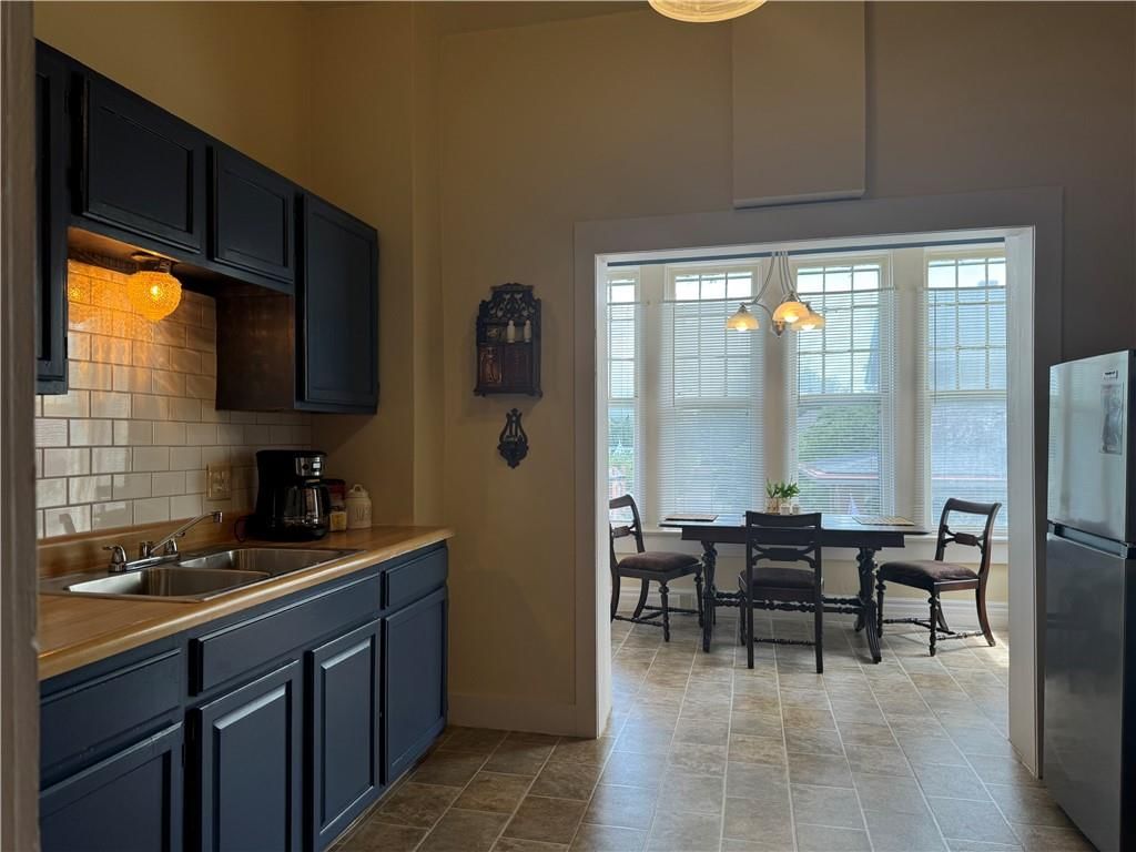 Photo 16 of 59 - 202 S 11th Street
