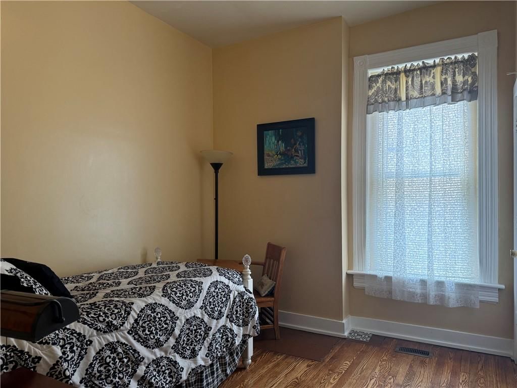 Photo 30 of 59 - 202 S 11th Street