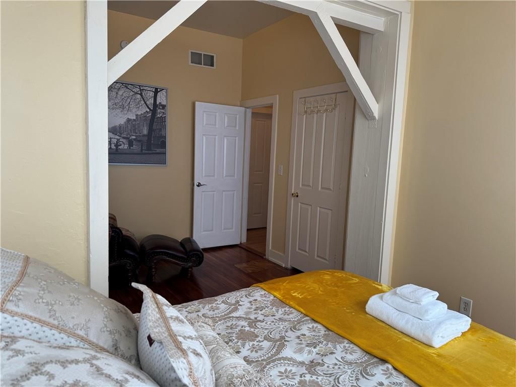 Photo 38 of 59 - 202 S 11th Street