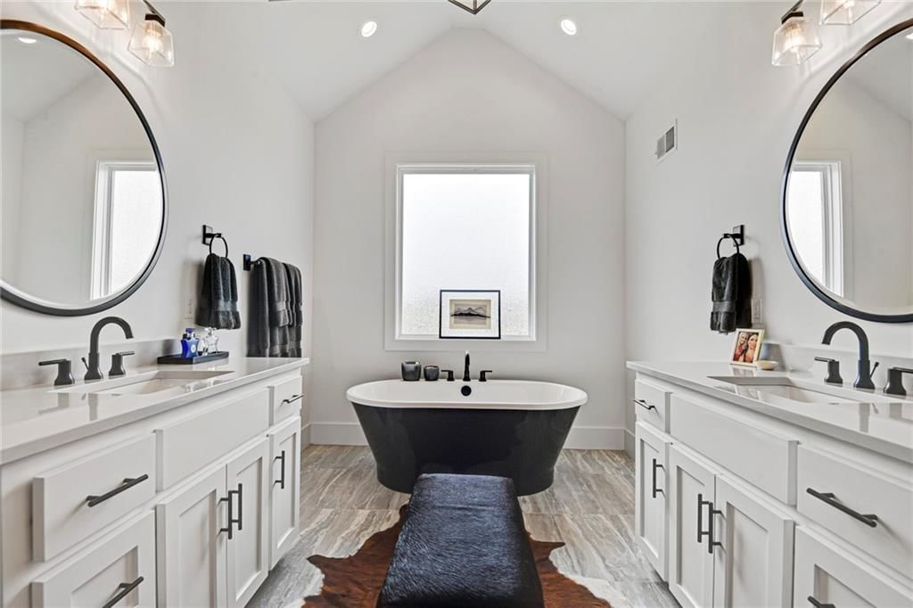 16921 Parkhill Street — photo 16